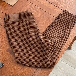 Lands' End women’s Brown and Black Houndstooth Leggings